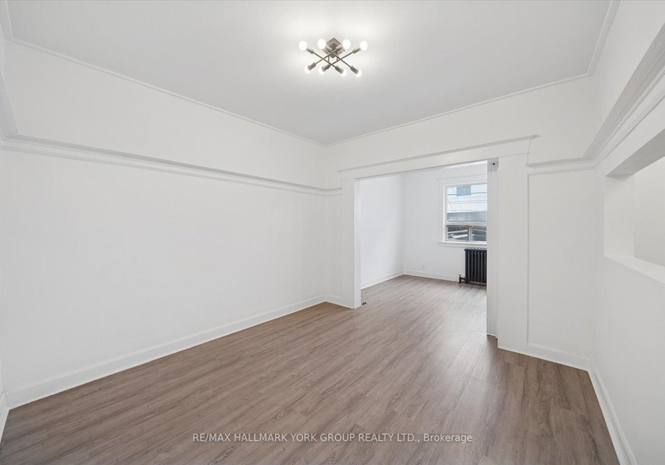 1578-queen-street-e-toronto-ontario-e12696920