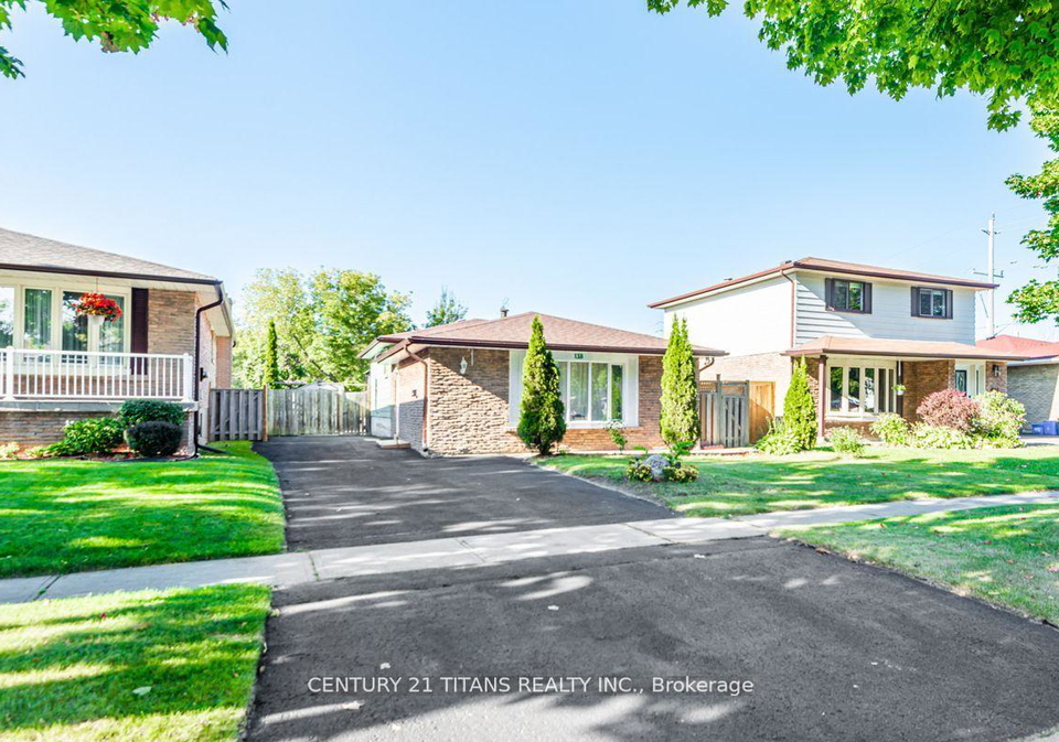 156-madawaska-avenue-oshawa-ontario-e12696944