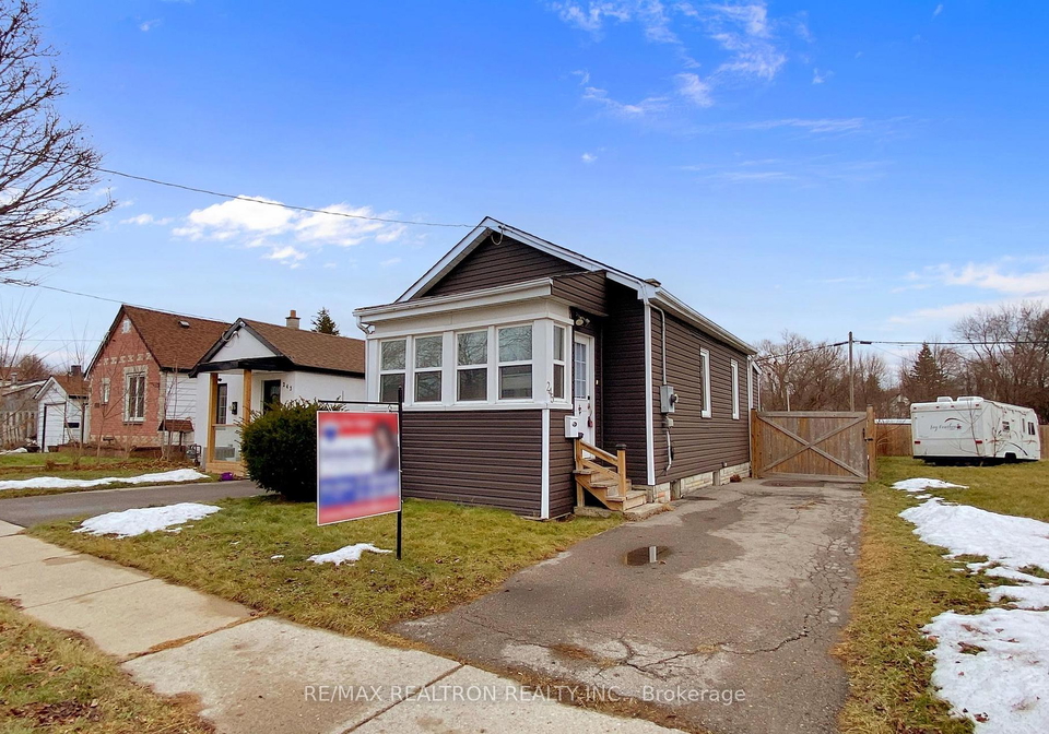 245-quebec-street-oshawa-ontario-e12699886
