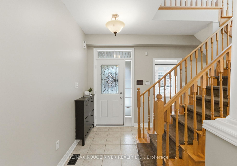 49-helston-crescent-whitby-ontario-e12700452