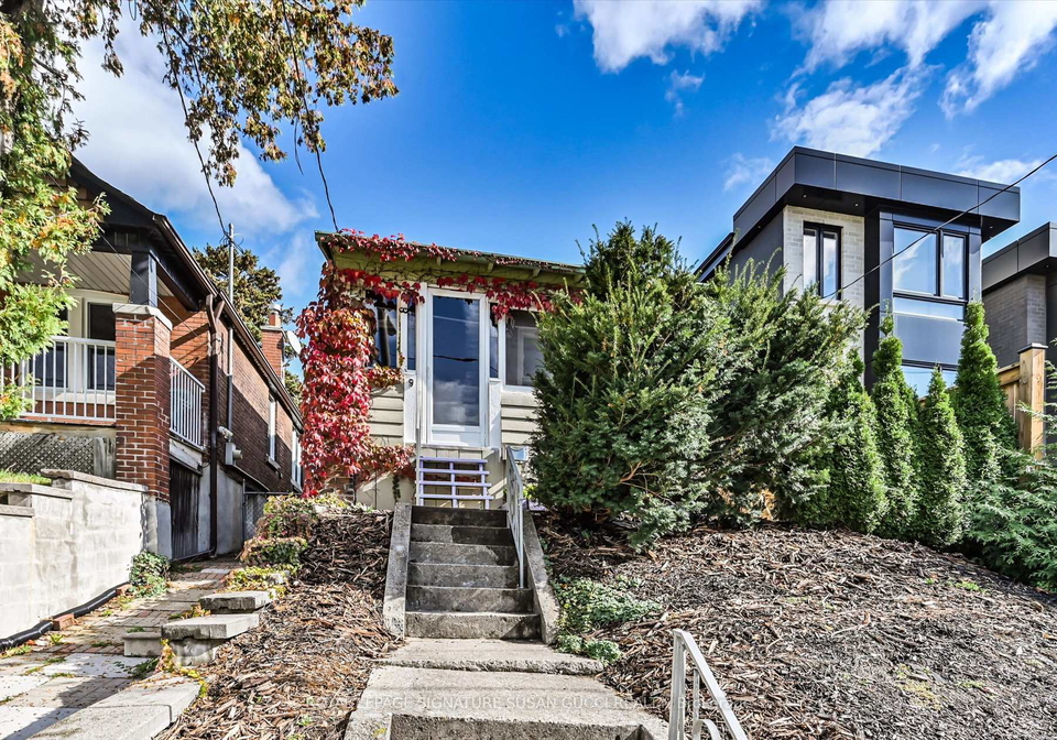 9-everett-crescent-east-york-ontario-e12701236