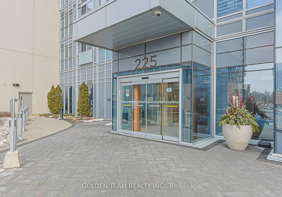 225-village-green-square-scarborough-ontario-e12701834