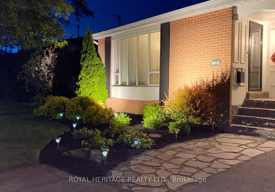 803-oliva-street-pickering-ontario-e12702016