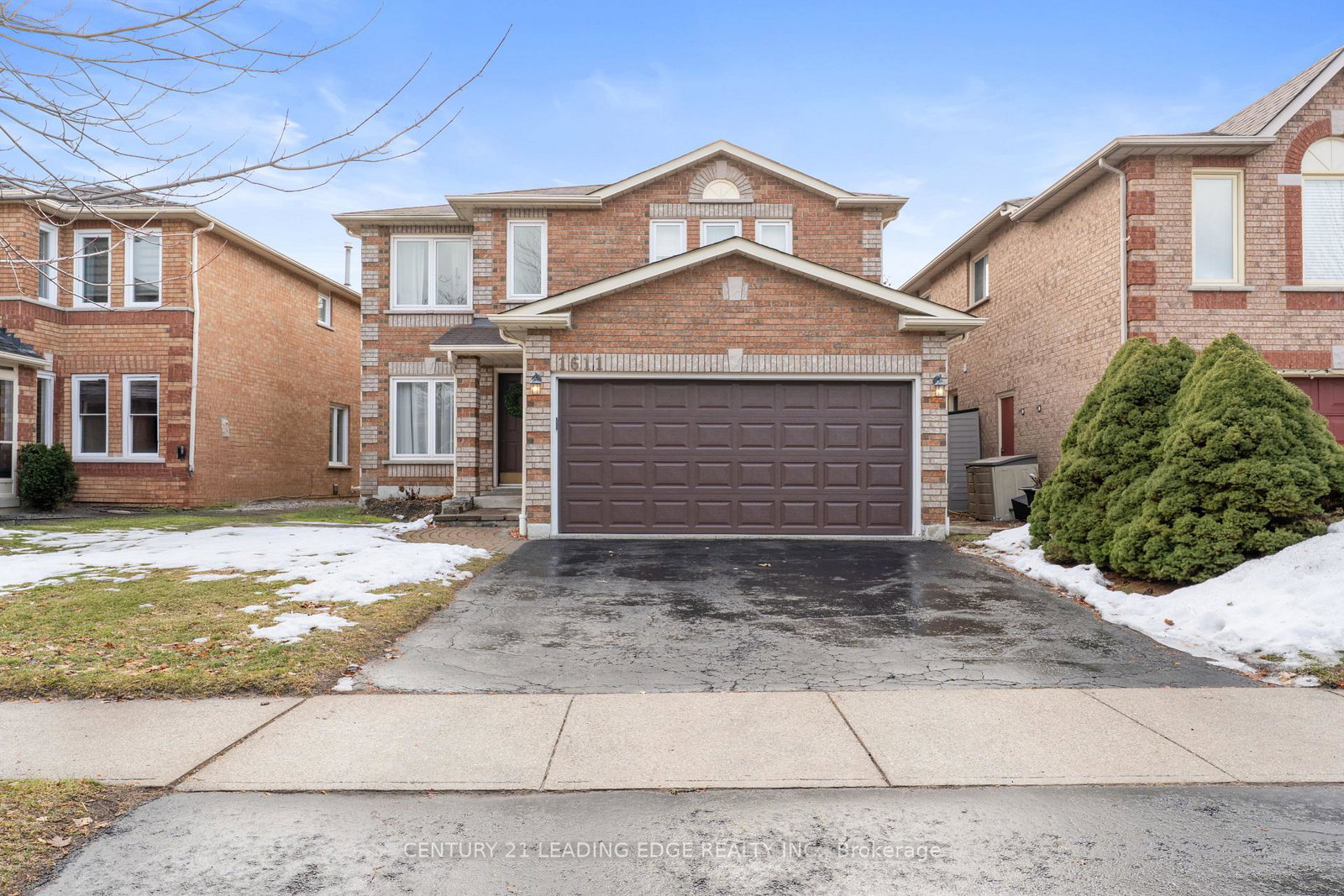 1611-seguin-square-pickering-ontario-e12702392
