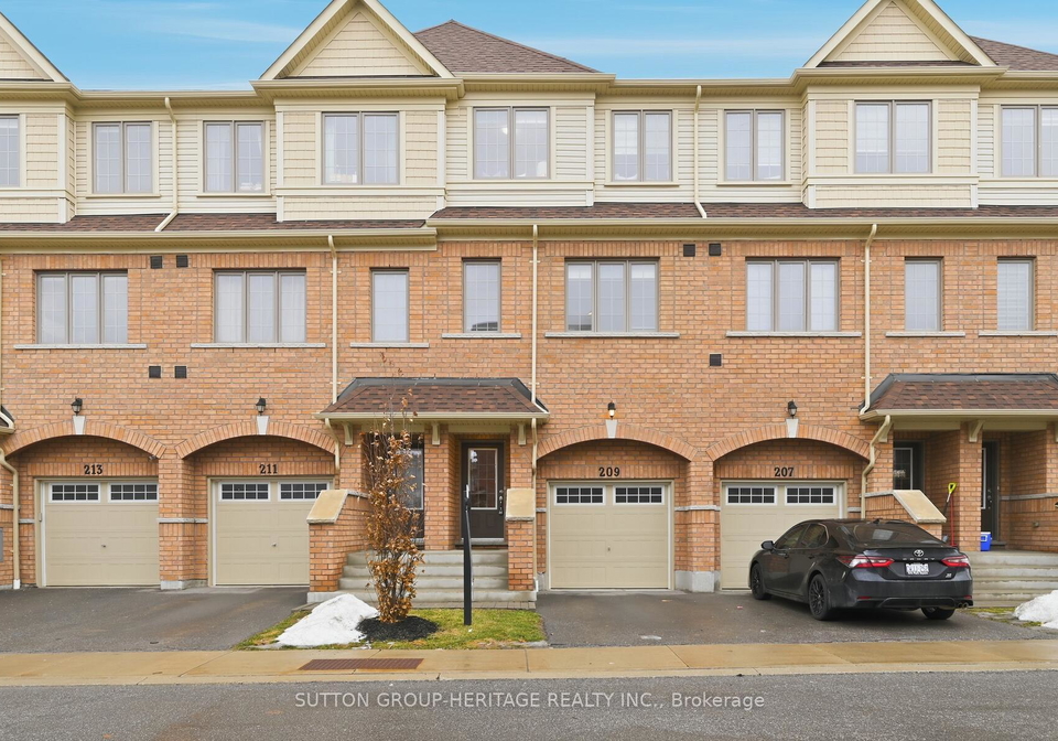 209-danzatore-path-oshawa-ontario-e12702562