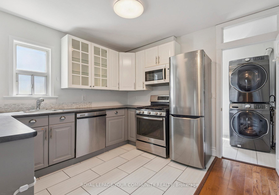 10-coxwell-avenue-toronto-ontario-e12702588