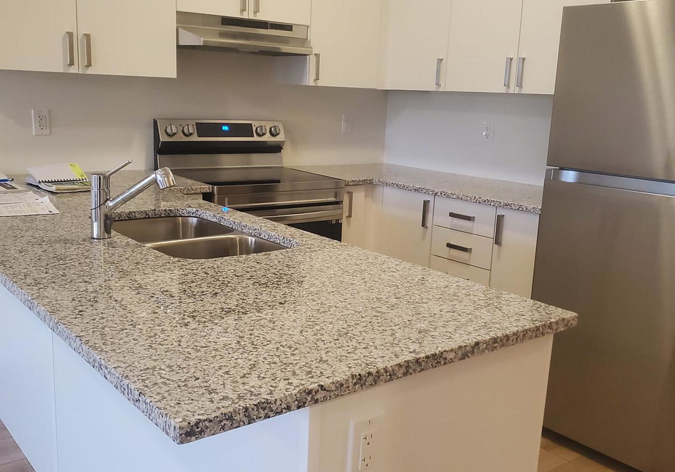 2679-magdalen-path-oshawa-ontario-e12702912
