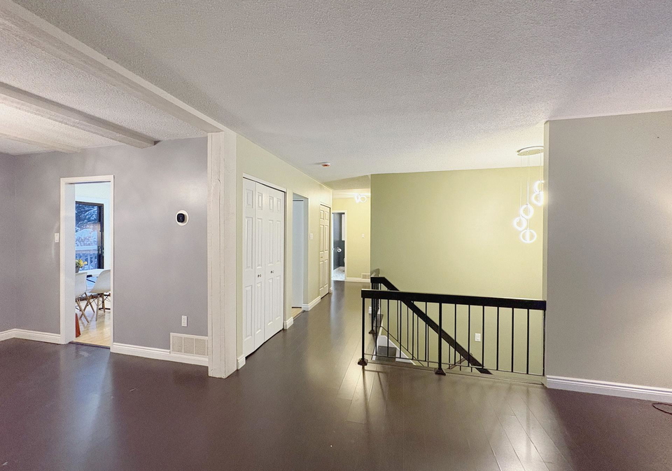 7-barberry-court-whitby-ontario-e12703564