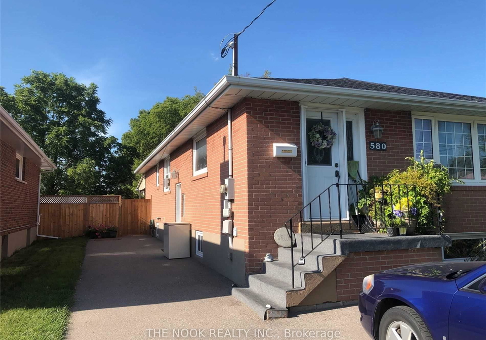 580-montcalm-avenue-oshawa-ontario-e12703628