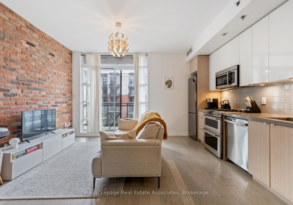 88-colgate-avenue-w-toronto-ontario-e12703692