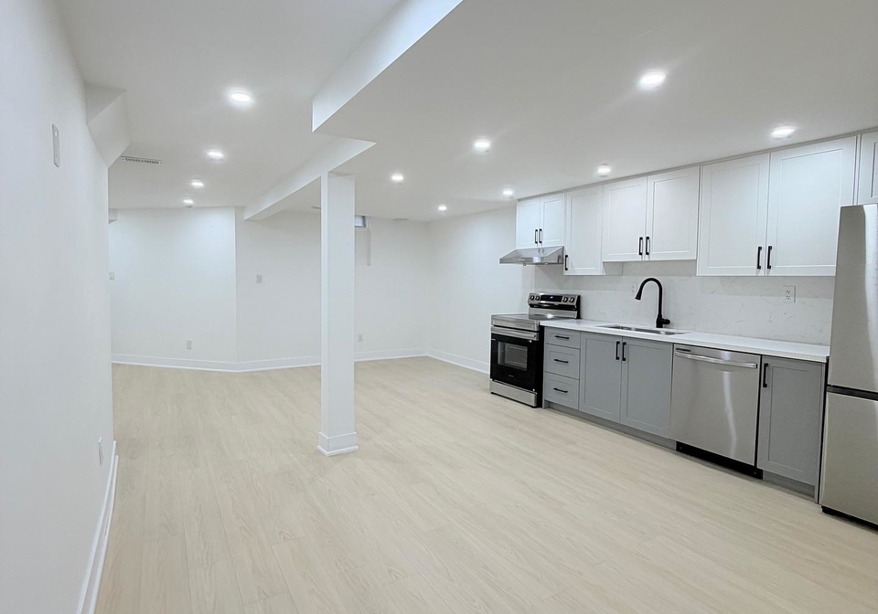 16-oak-knoll-crescent-scarborough-ontario-e12703870
