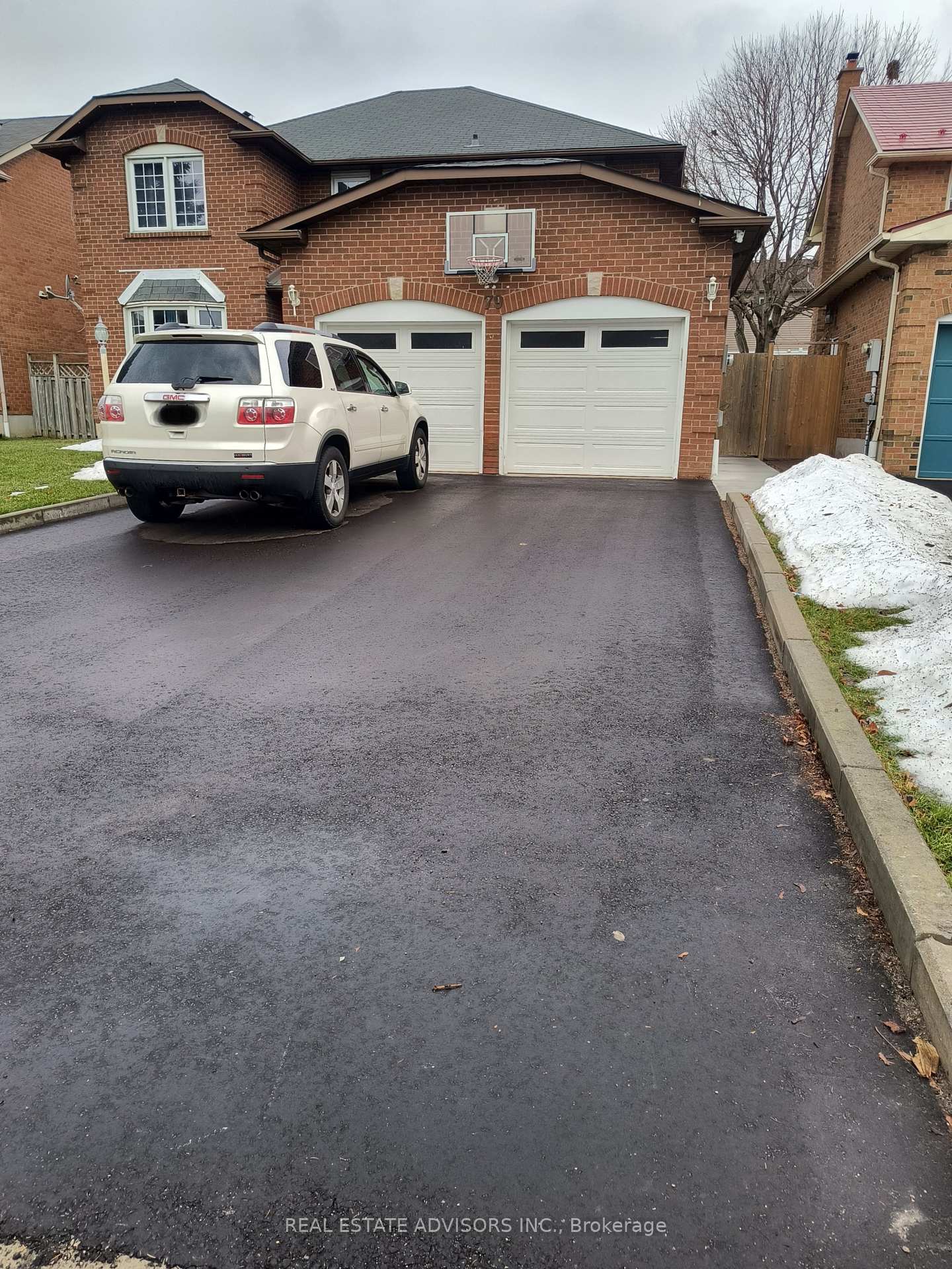 79-gates-crescent-ajax-ontario-e12704824
