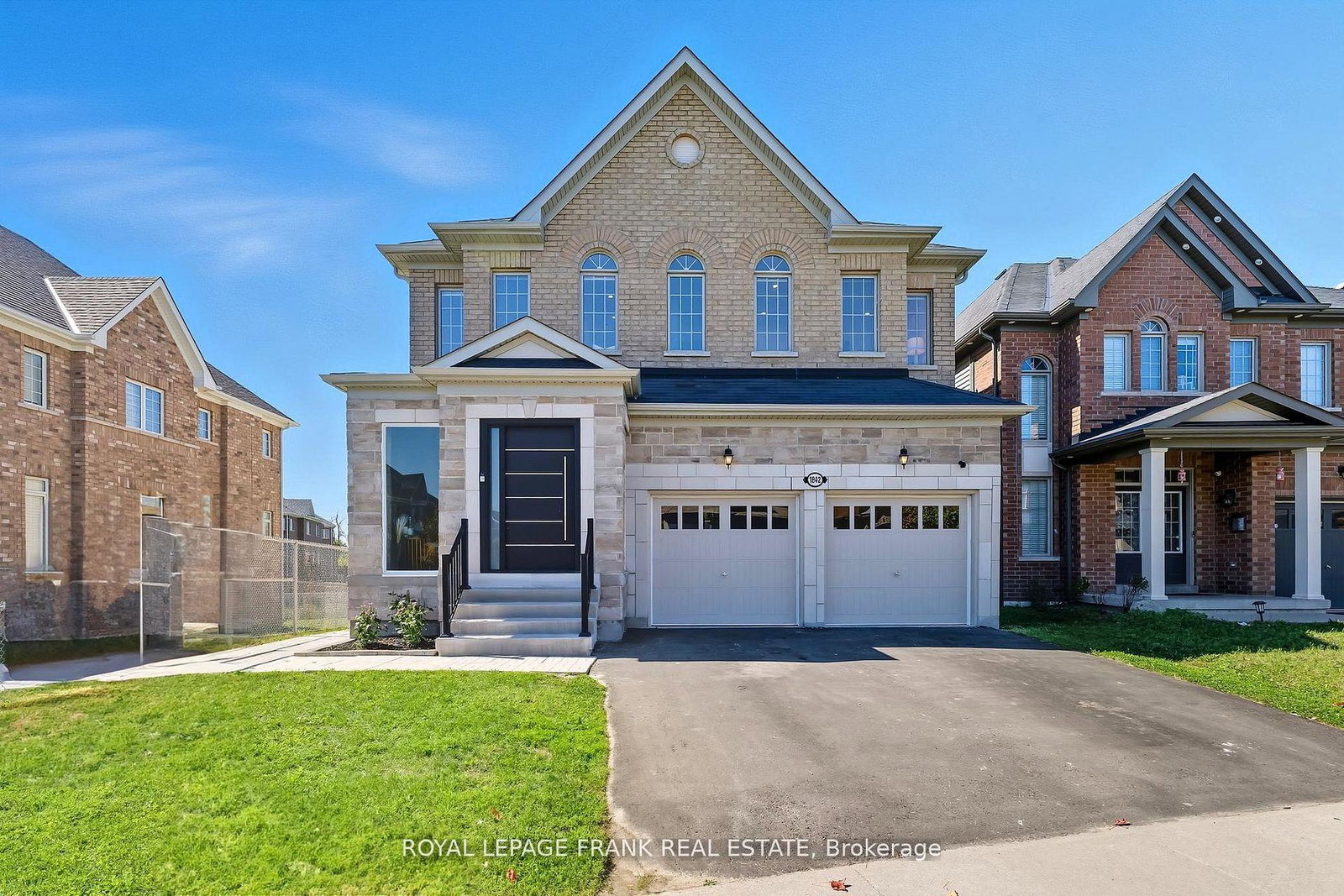 1842-douglas-langtree-drive-oshawa-ontario-e12705134