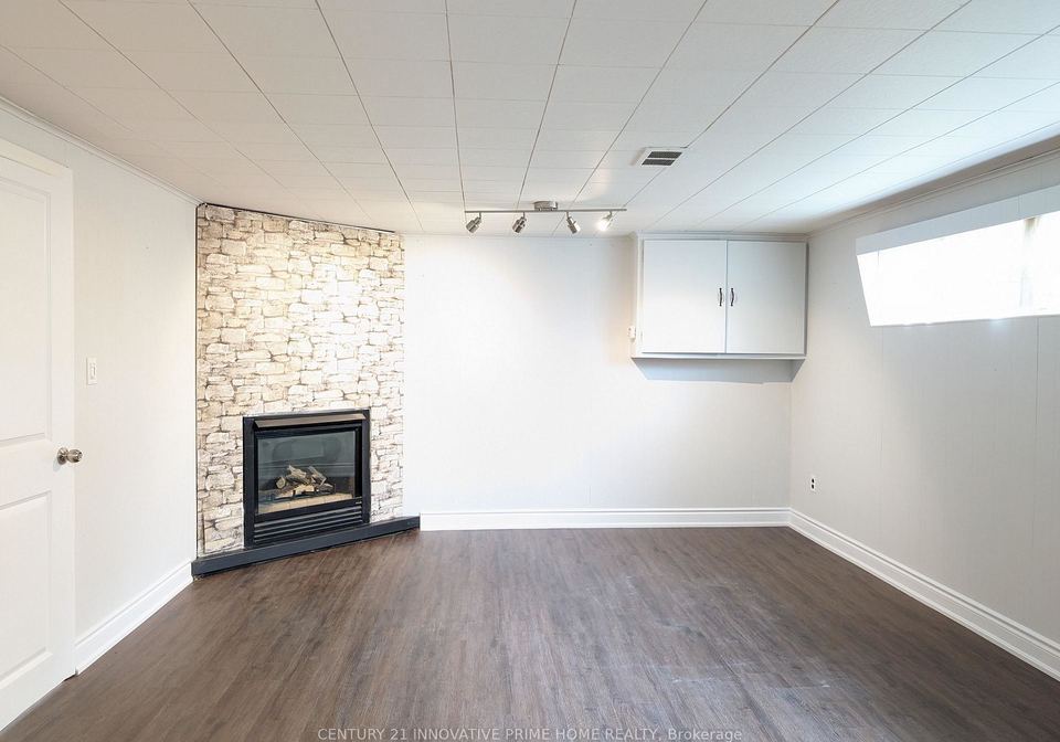 20-hurley-crescent-scarborough-ontario-e12705364