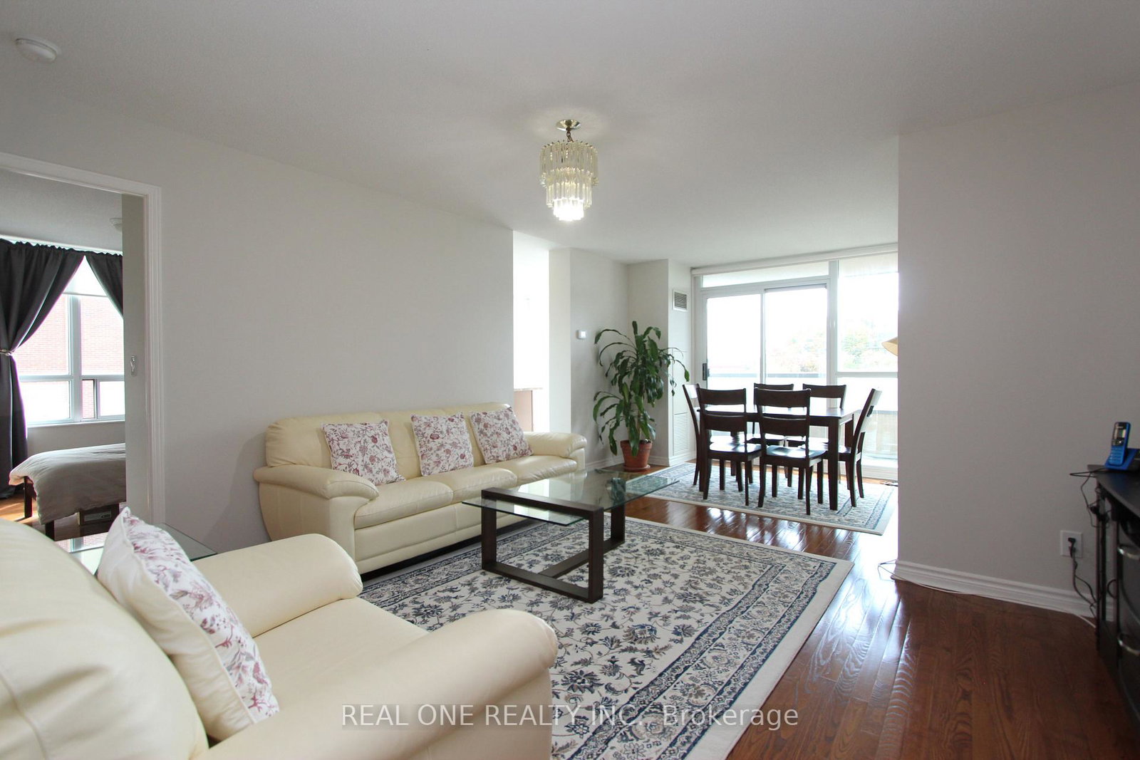 68-grangeway-avenue-scarborough-ontario-e12705796
