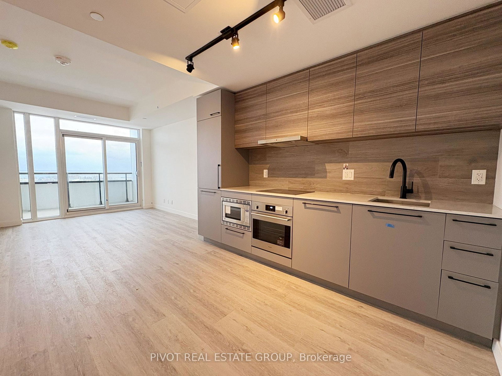 1050-eastern-avenue-toronto-ontario-e12706728