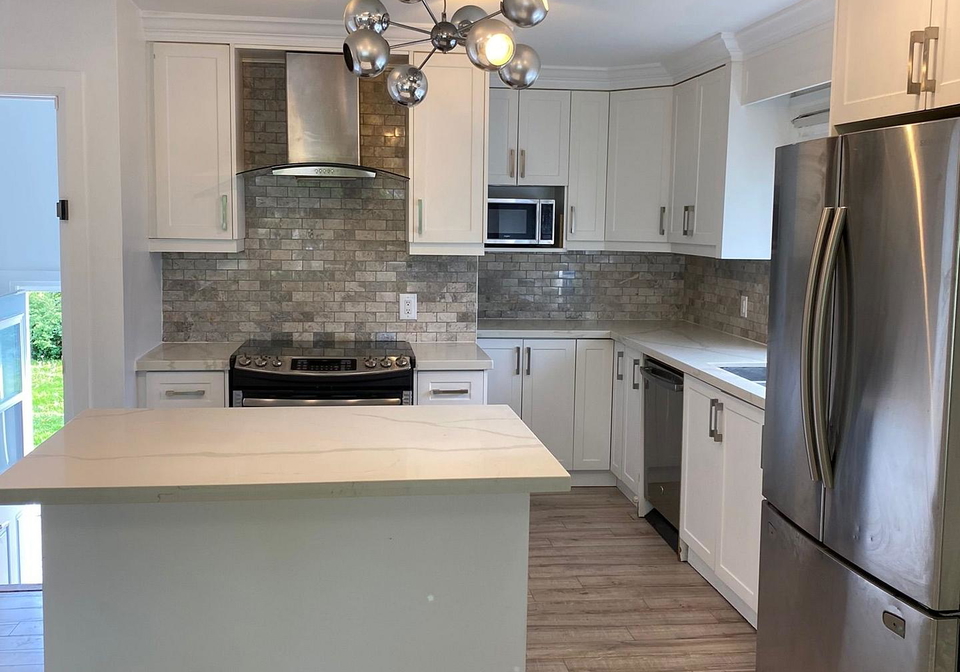 1049-simcoe-street-s-oshawa-ontario-e12707280