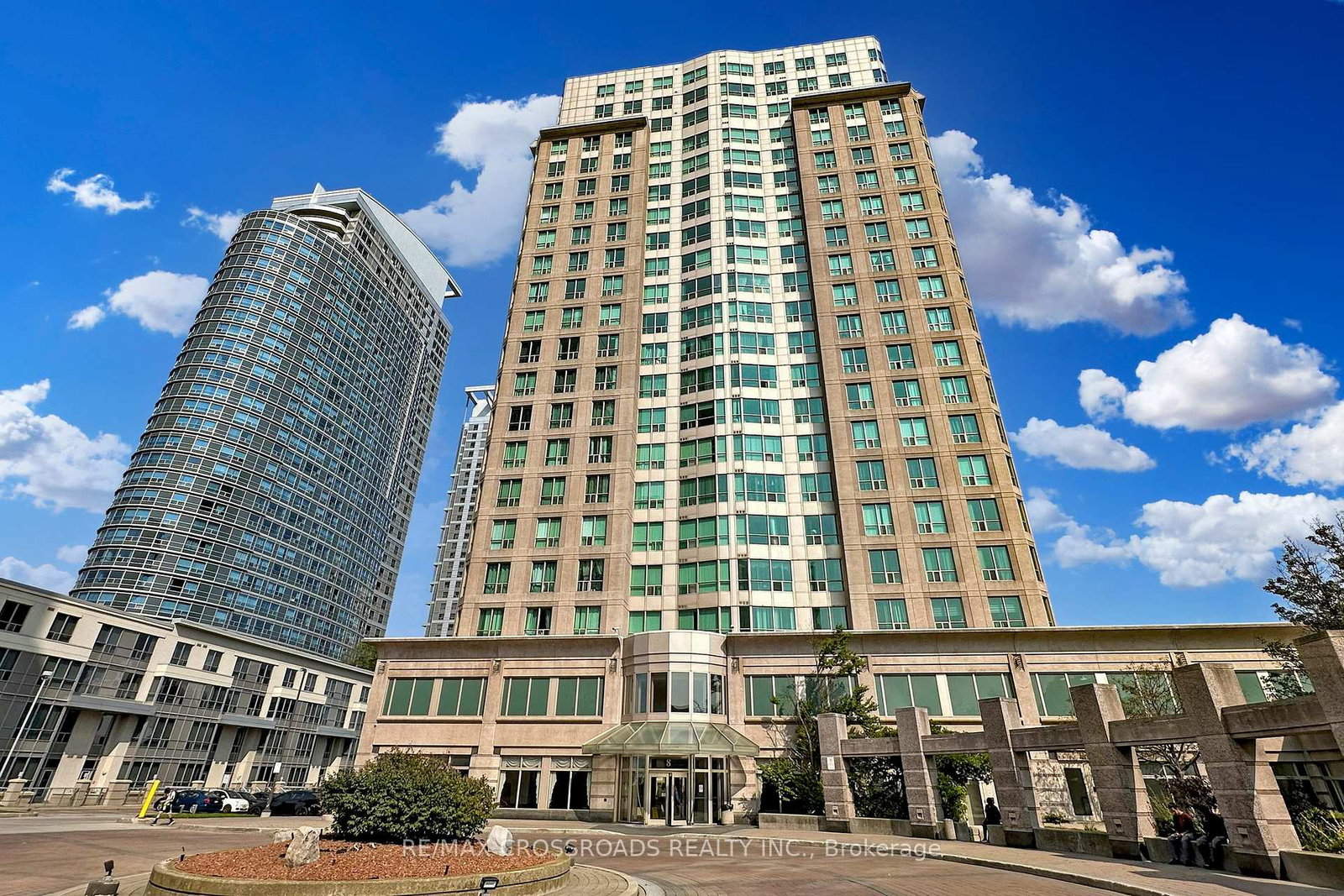 8-lee-centre-drive-scarborough-ontario-e12707884