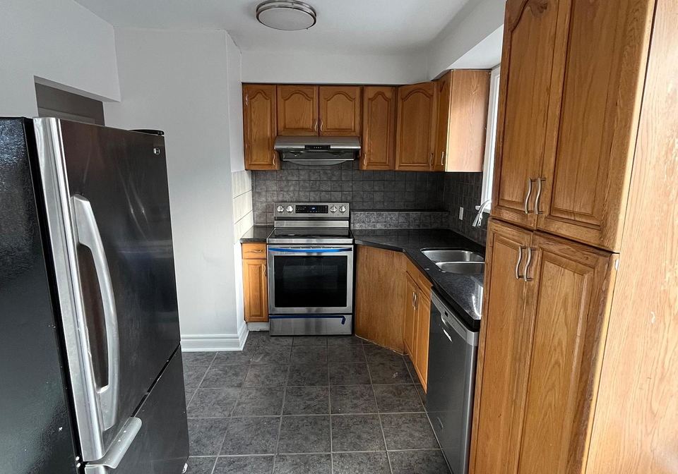 783-scarborough-golf-club-road-scarborough-ontario-e12709300