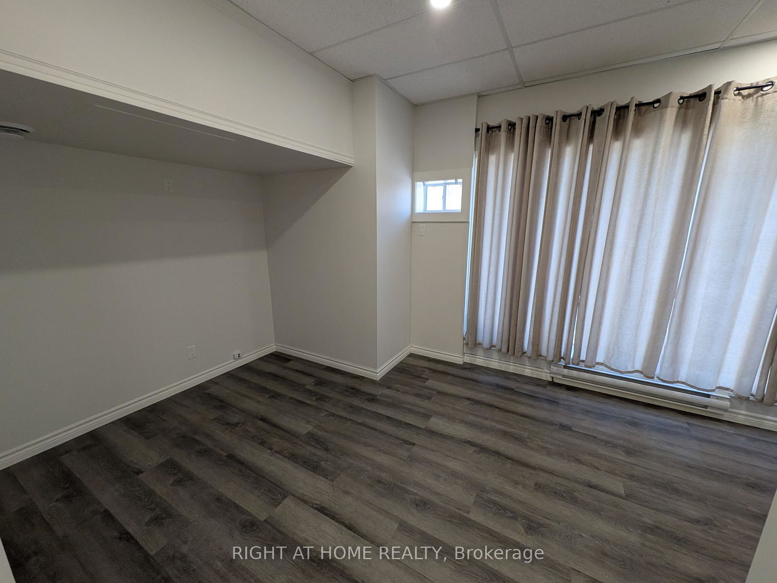 333-simcoe-street-s-oshawa-ontario-e12709732