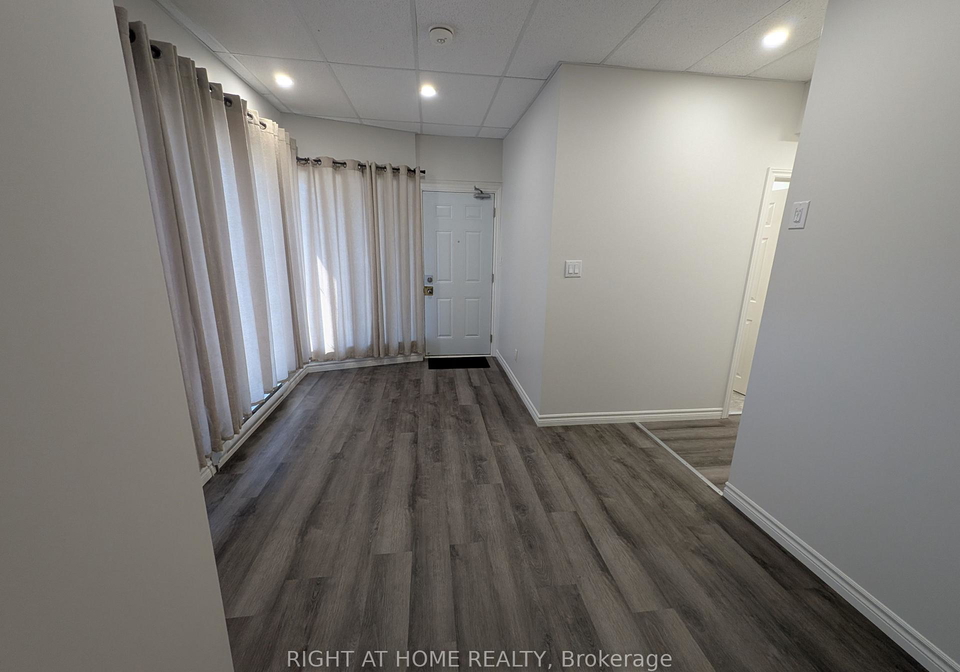 333-simcoe-street-s-oshawa-ontario-e12709732