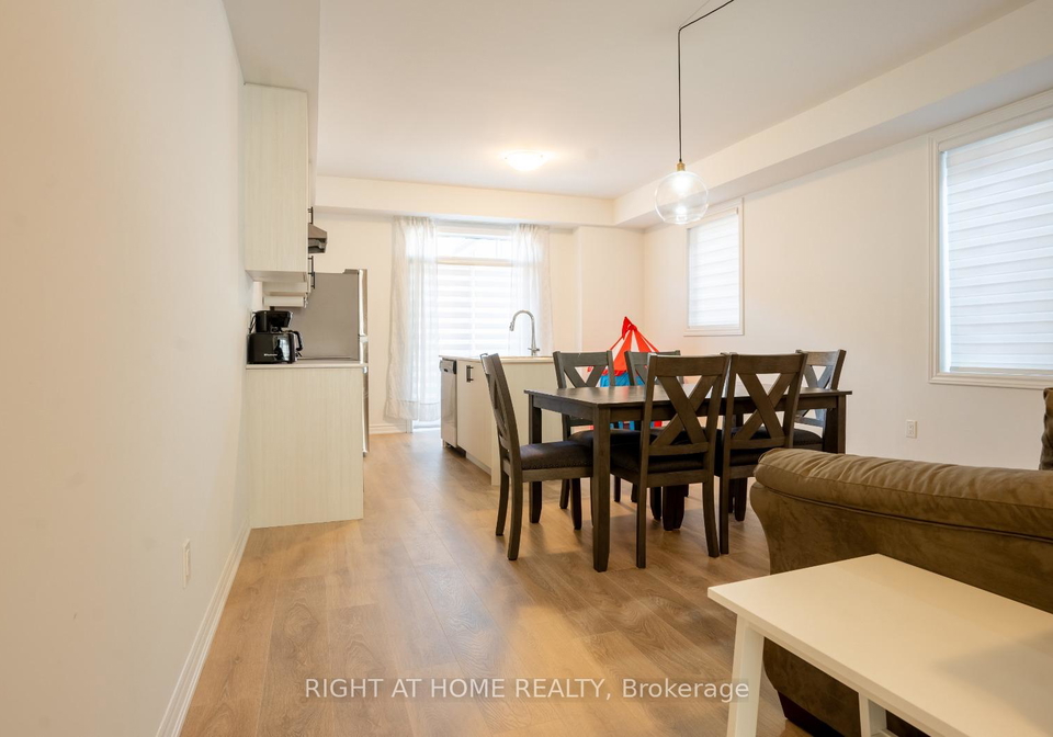 777-eddystone-path-oshawa-ontario-e12709820