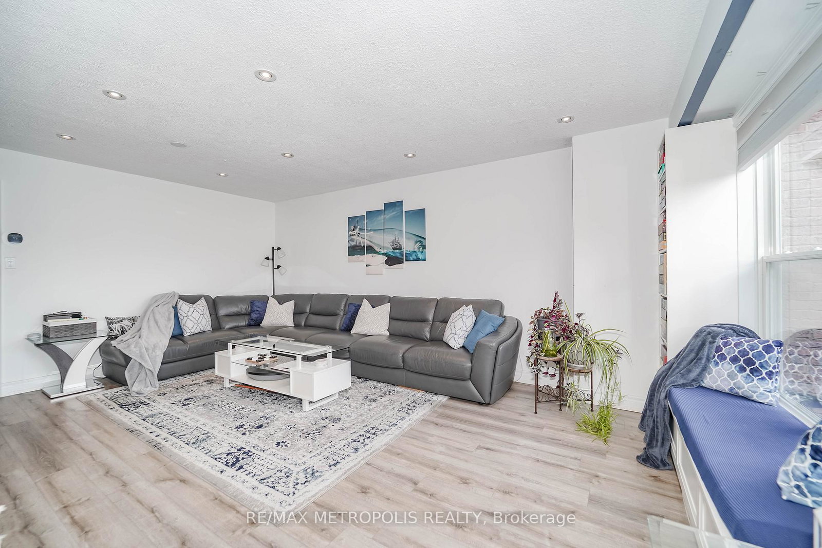 1319-luna-court-pickering-ontario-e12711510
