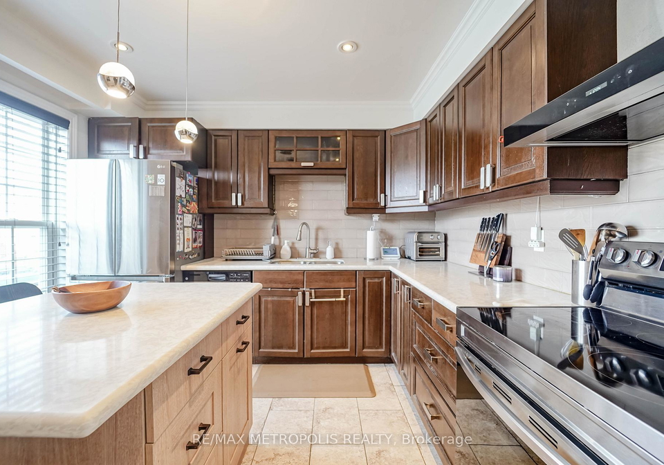1319-luna-court-pickering-ontario-e12711510