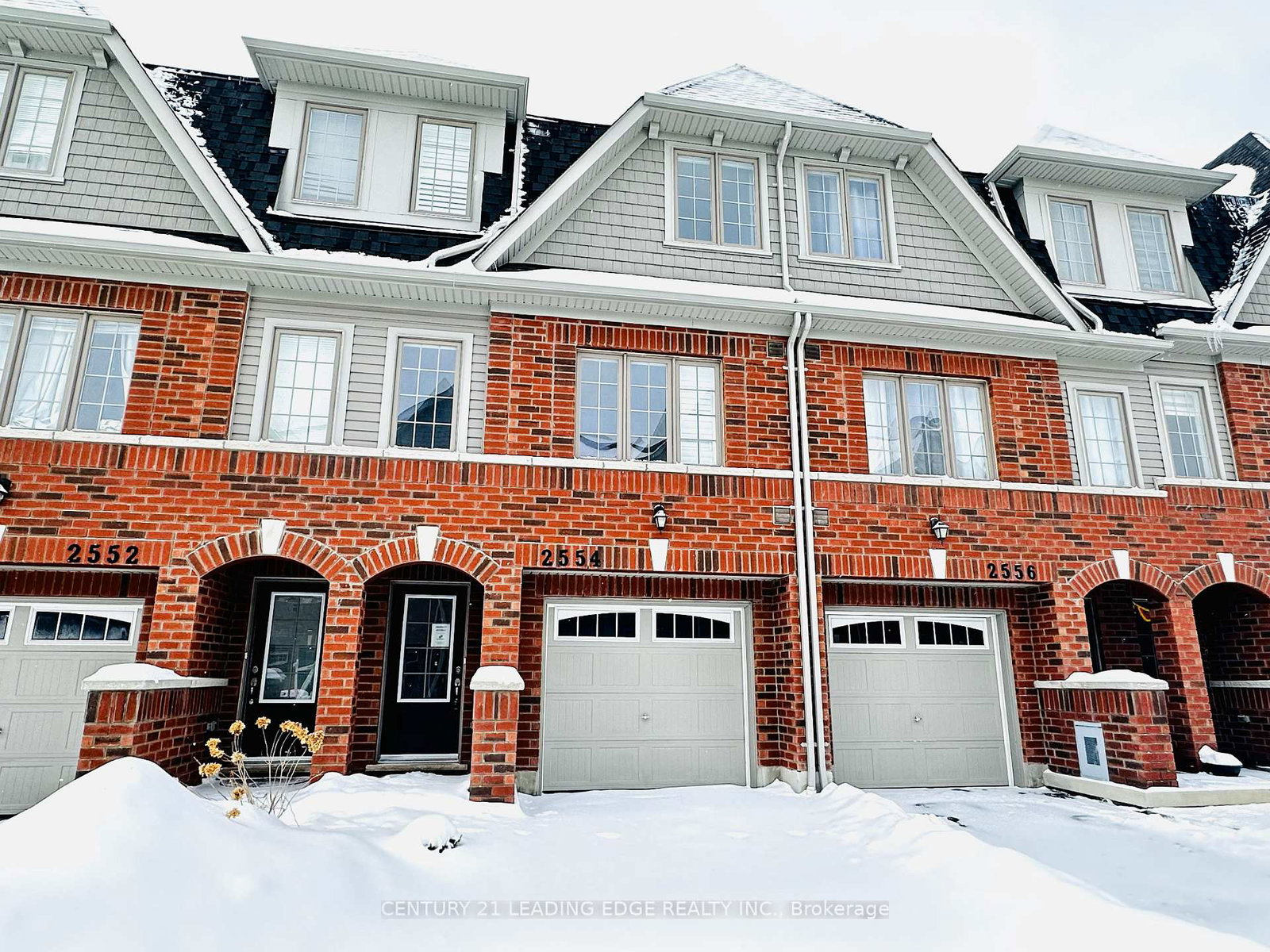 2554-barbarolli-path-oshawa-ontario-e12712280