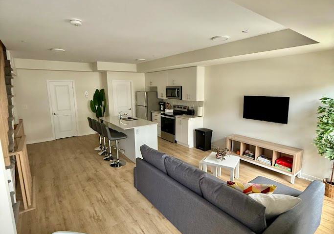 755-omega-drive-pickering-ontario-e12712584