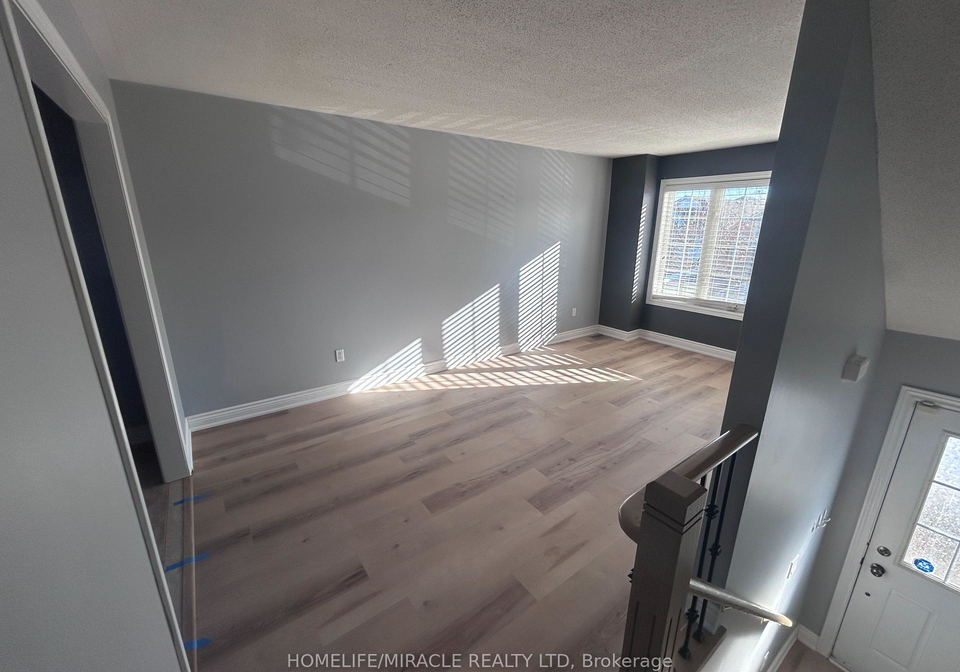 584-falconridge-drive-oshawa-ontario-e12713342