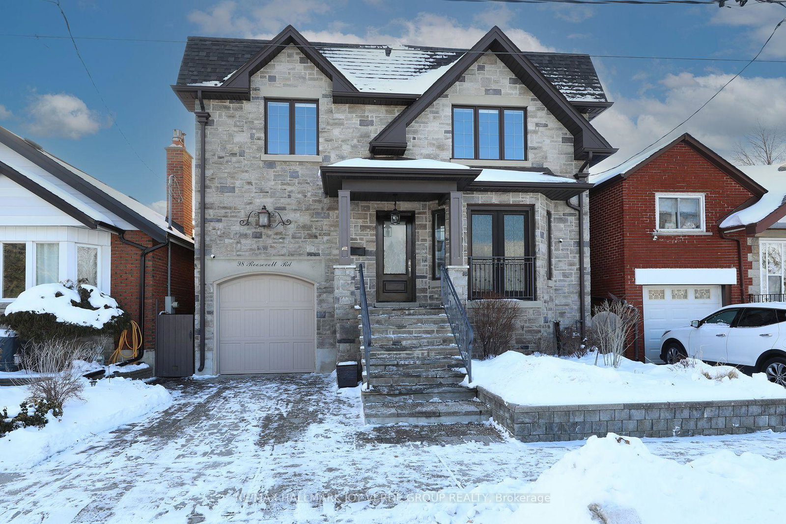 98-roosevelt-road-east-york-ontario-e12713788