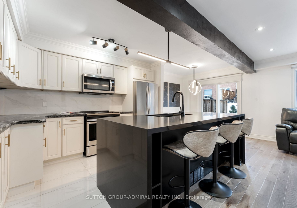 10-bassett-boulevard-whitby-ontario-e12715224