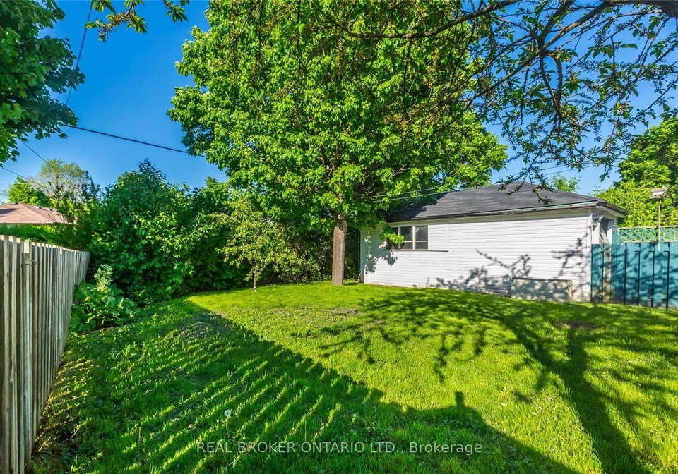 1203-wecker-drive-oshawa-ontario-e12715444