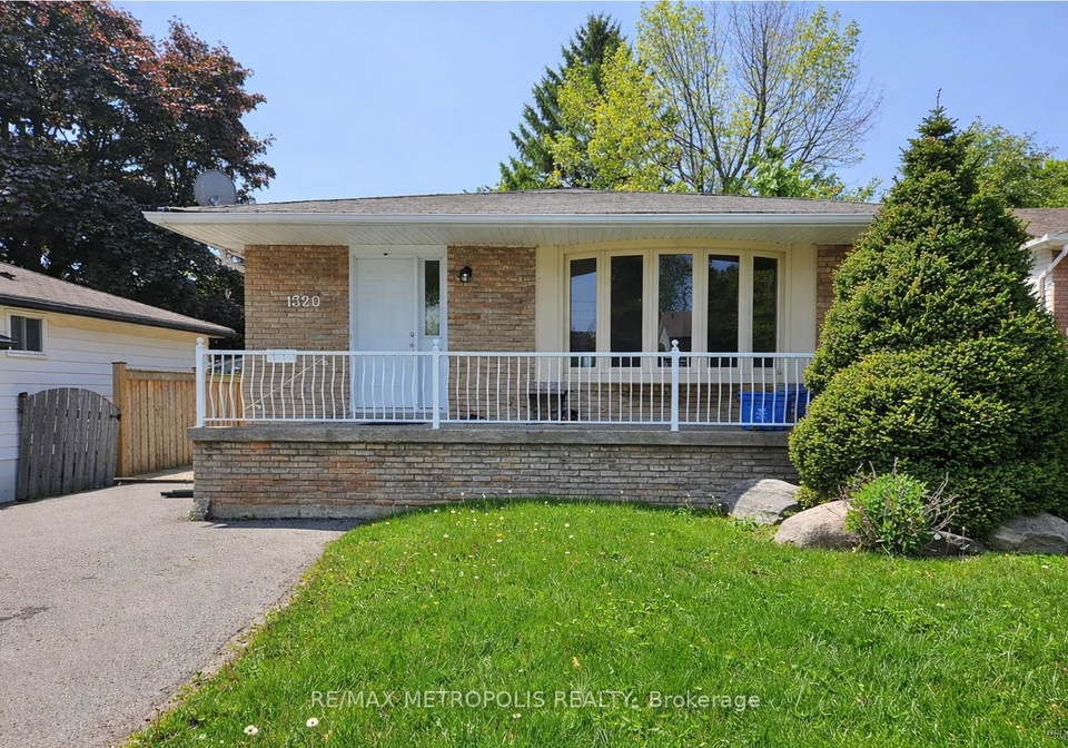 1320-fundy-court-oshawa-ontario-e12715446