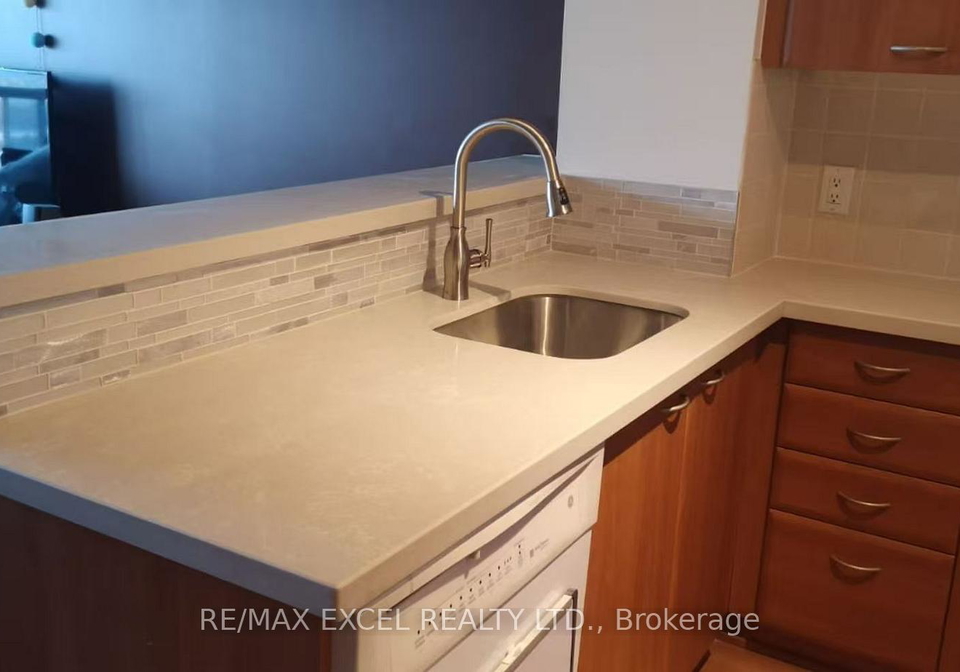 38-lee-centre-drive-scarborough-ontario-e12715524