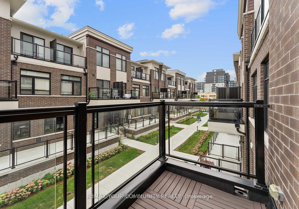 755-omega-drive-pickering-ontario-e12715576