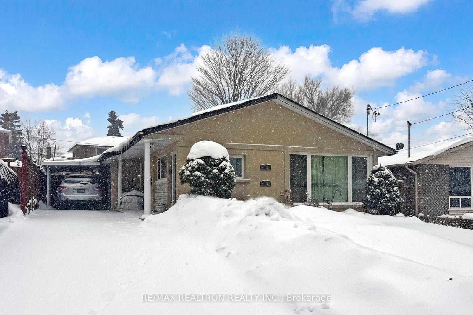 10-shoreland-crescent-scarborough-ontario-e12716232