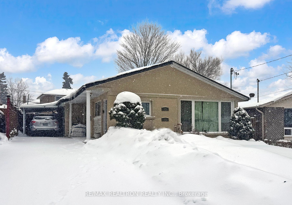 10-shoreland-crescent-scarborough-ontario-e12716232
