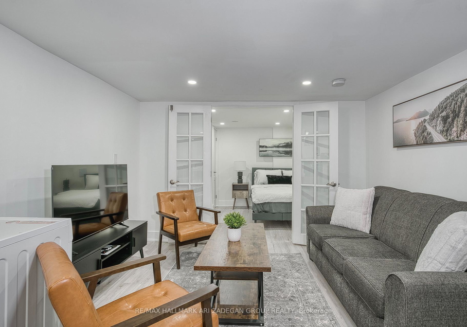 138-booth-avenue-toronto-ontario-e12716540