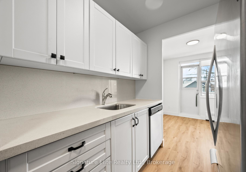 1017-woodbine-avenue-east-york-ontario-e12716598