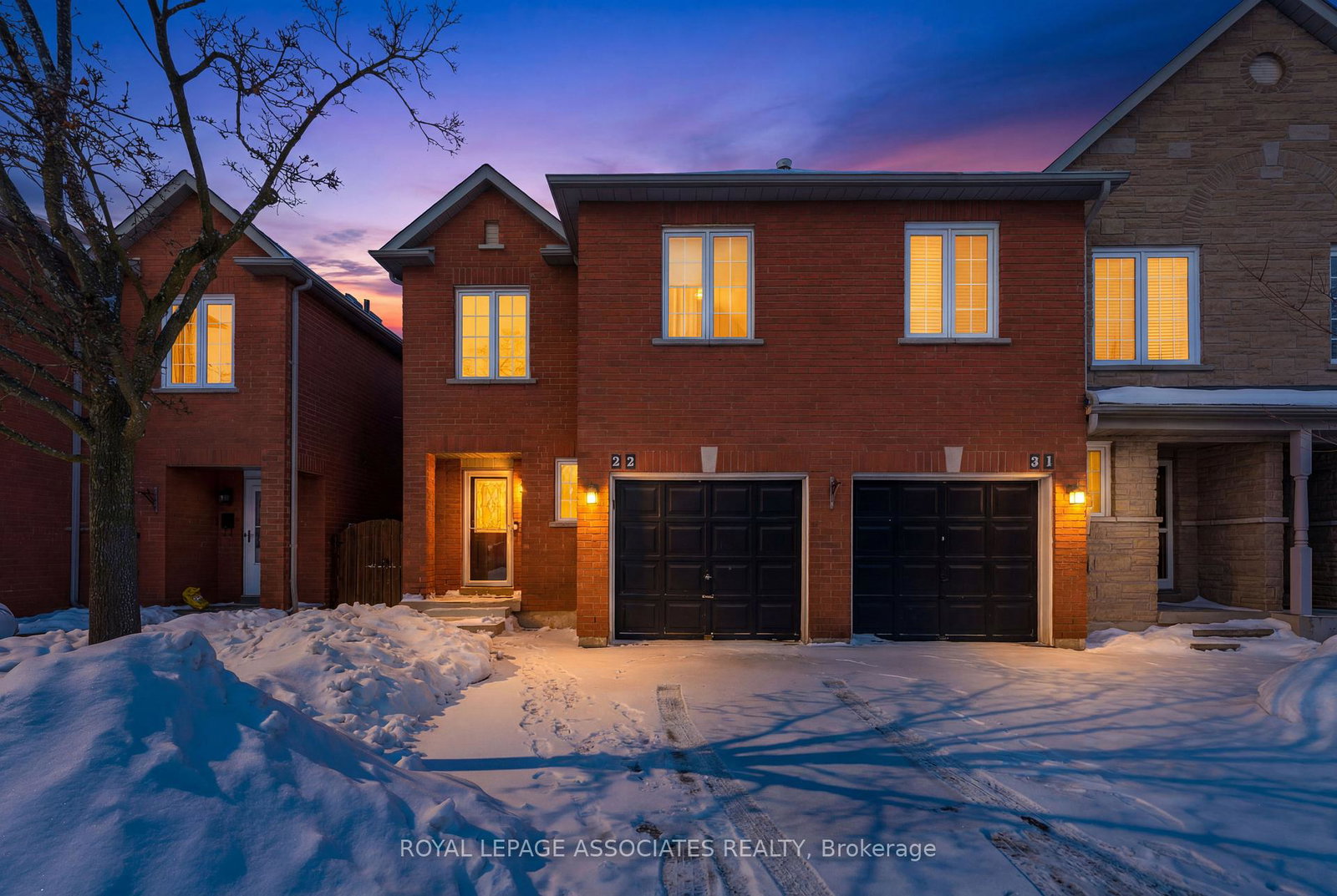 1995-pinegrove-avenue-pickering-ontario-e12716986