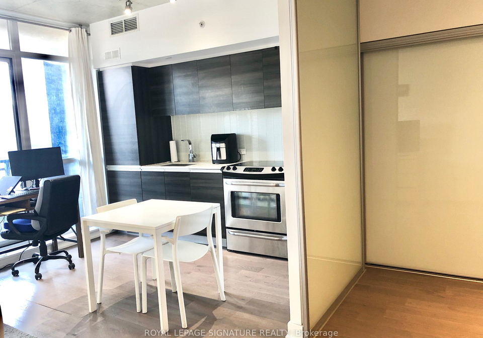 1190-dundas-street-e-toronto-ontario-e12718642
