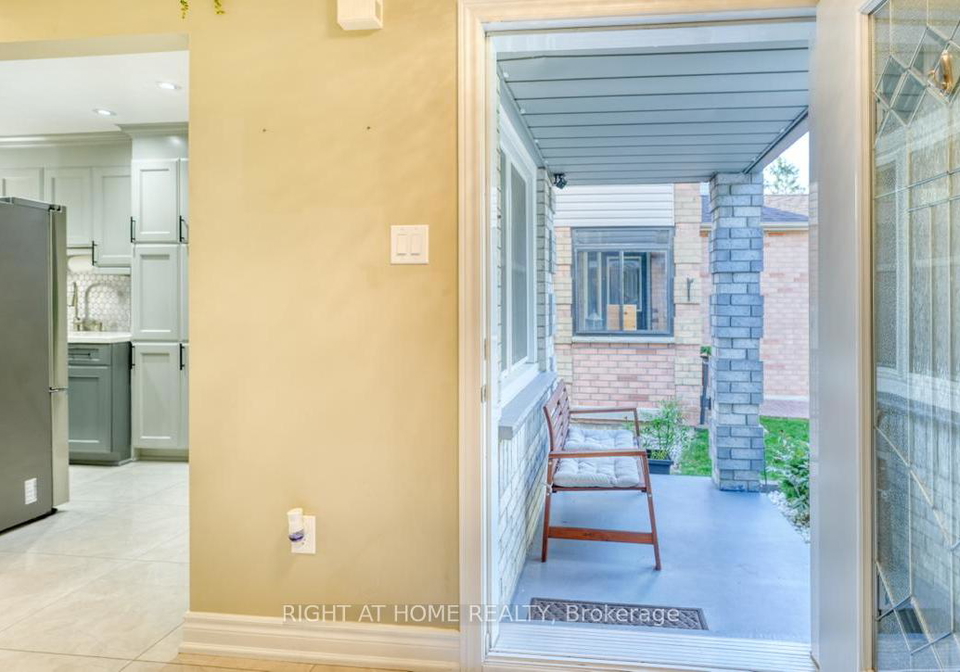 58-teddington-crescent-whitby-ontario-e12719670