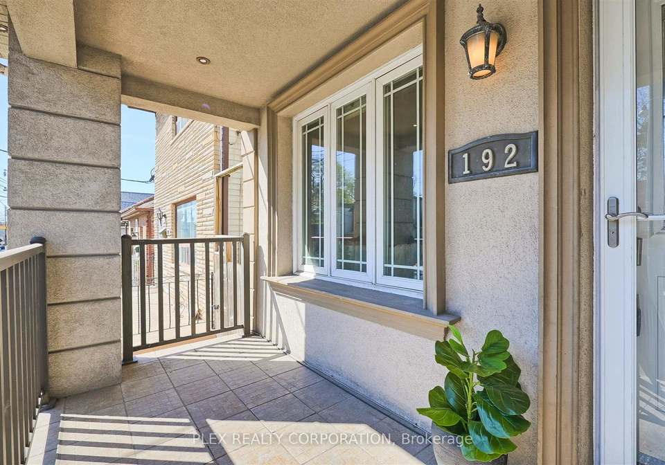 192-coxwell-avenue-toronto-ontario-e12720396