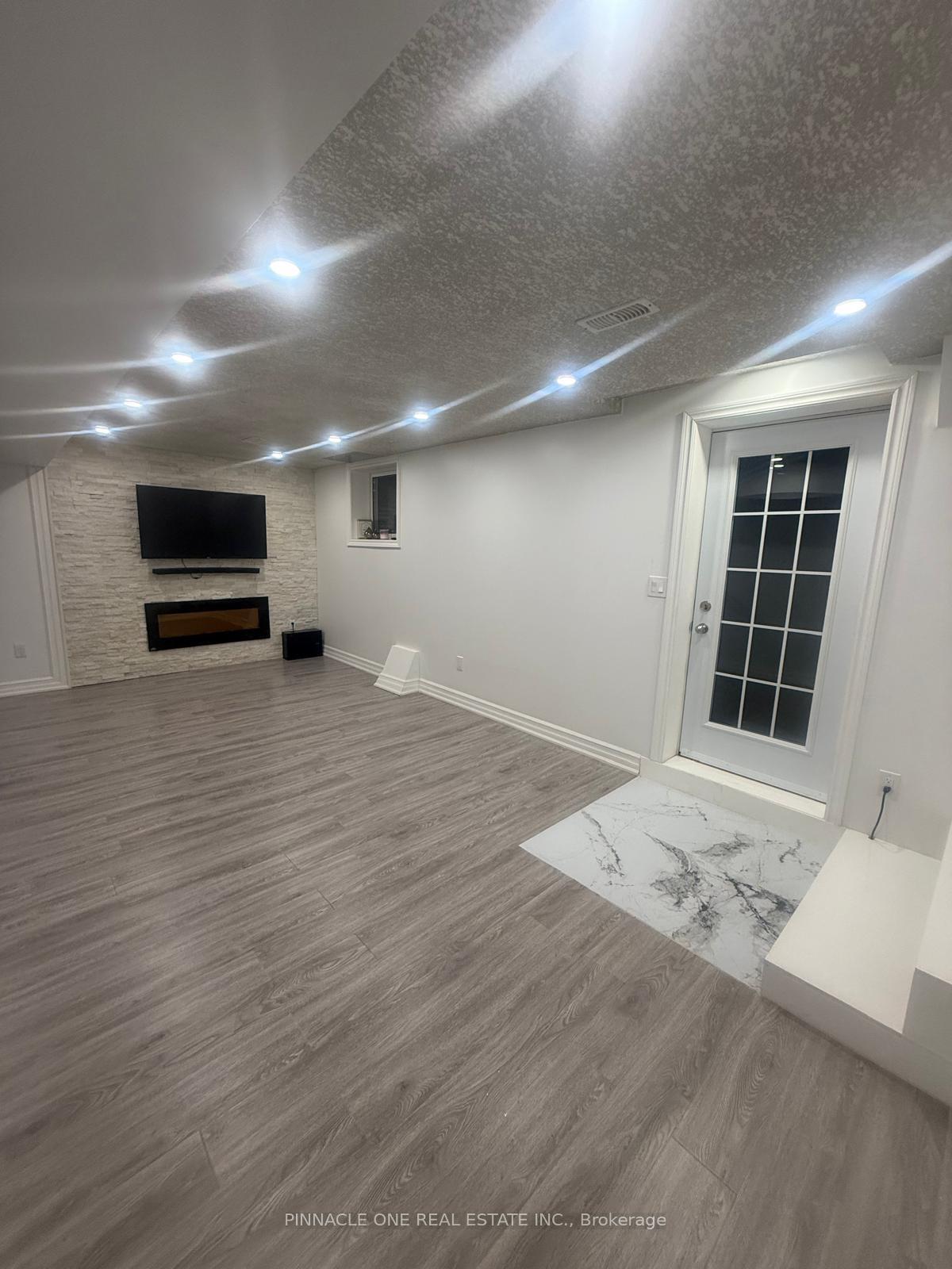 1286-kettering-drive-oshawa-ontario-e12721262