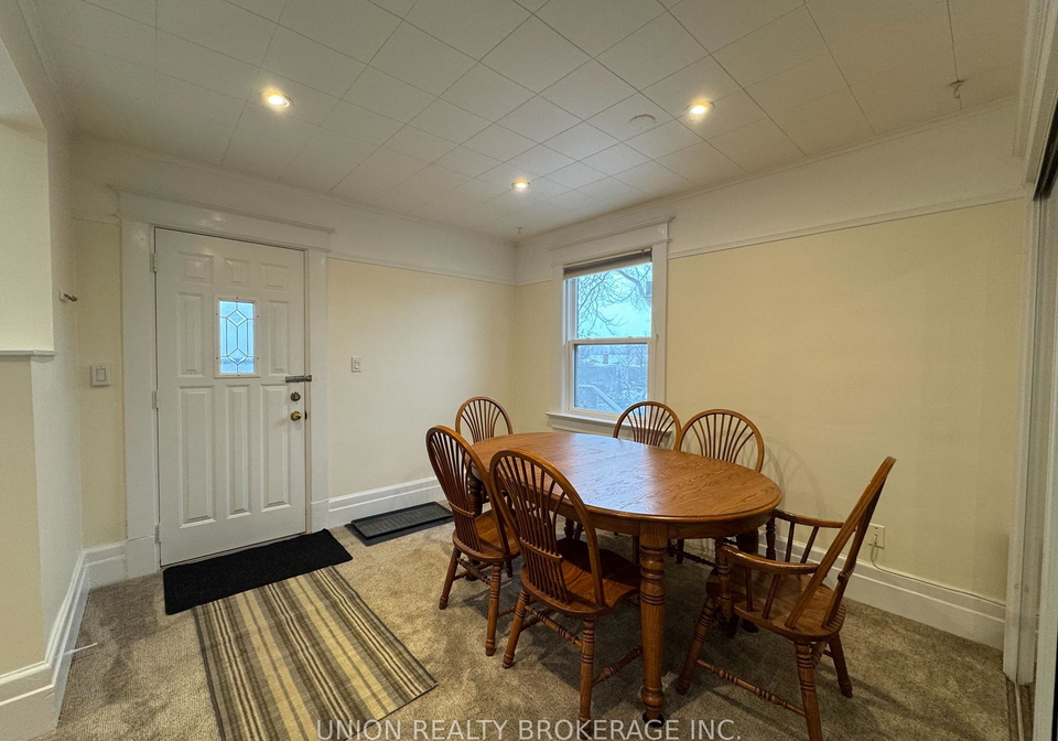 35-hambly-avenue-toronto-ontario-e12721306