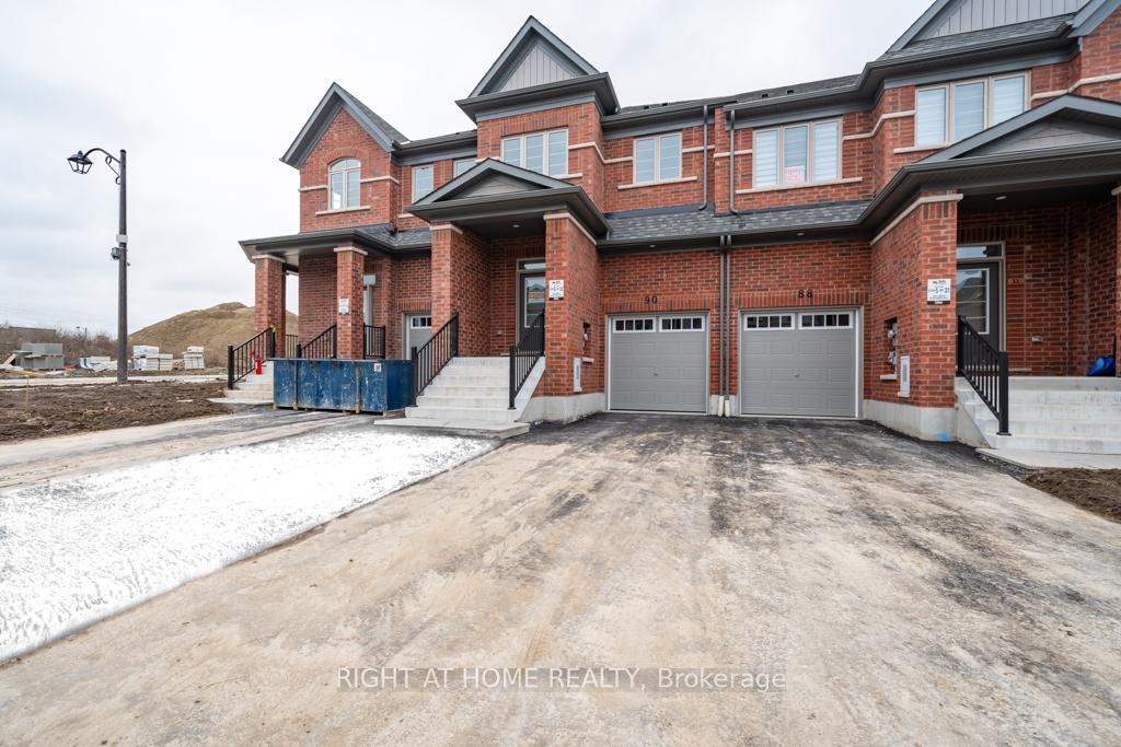 90-air-dancer-crescent-oshawa-ontario-e12721548
