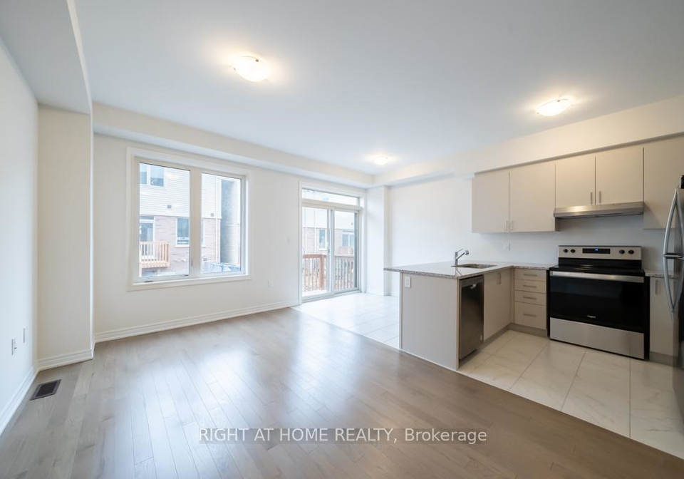 90-air-dancer-crescent-oshawa-ontario-e12721548