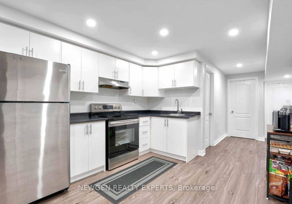 68-root-crescent-e-ajax-ontario-e12722702